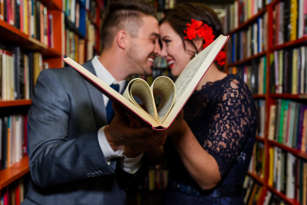 north ave beach engagement, best engagement locations in chicago, chicago engagement photography, chicago engagement photographer, best chicago engagement, olive park engagement, chicago olive park engagement, chicago washington library engagement, chicago bookstore engagement