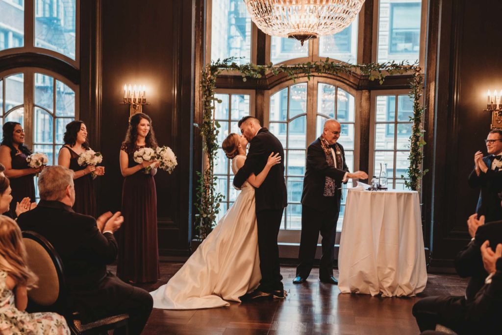 Chicago Athletic Association Wedding, Chicago wedding photography, chicago wedding photographer, chicago bride, chicago groom, vintage chicago wedding