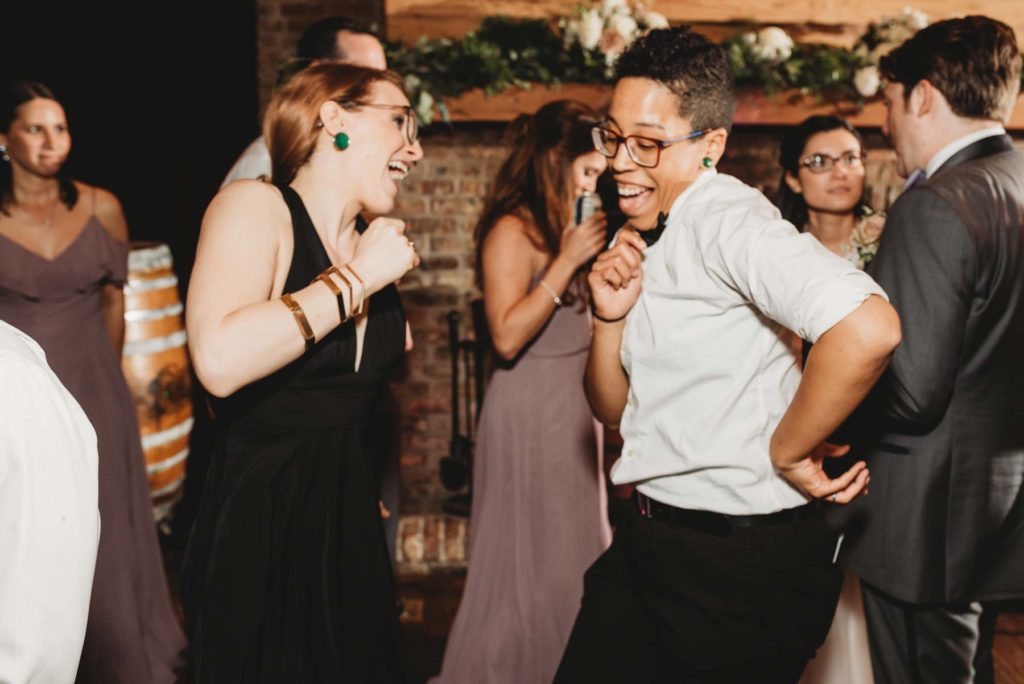 city winery chicago wedding, city winery chicago, unique chicago wedding photography, unique chicago wedding photographer, chicago wedding photography, outdoor wedding ceremony, rustic chicago wedding reception, winery wedding chicago, lisa kay creative