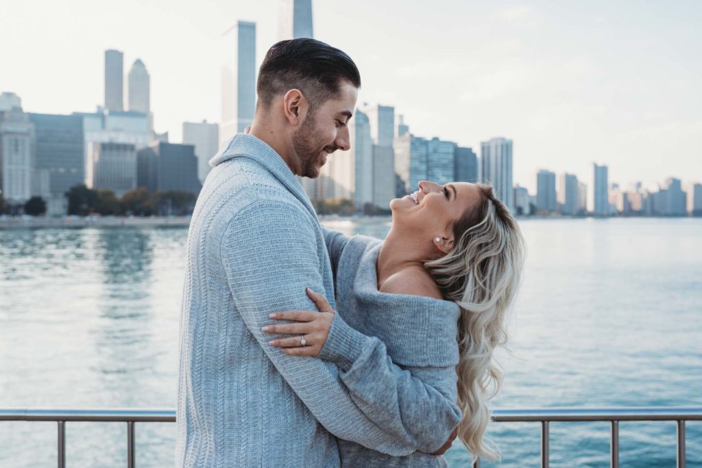 chicago olive park engagement, chicago engagement photography, chicago engagement photographer, unique chicago engagement, chicago engagement photo locations, candid chicago engagement photo, navy pier engagement, chicago theatre engagement photo