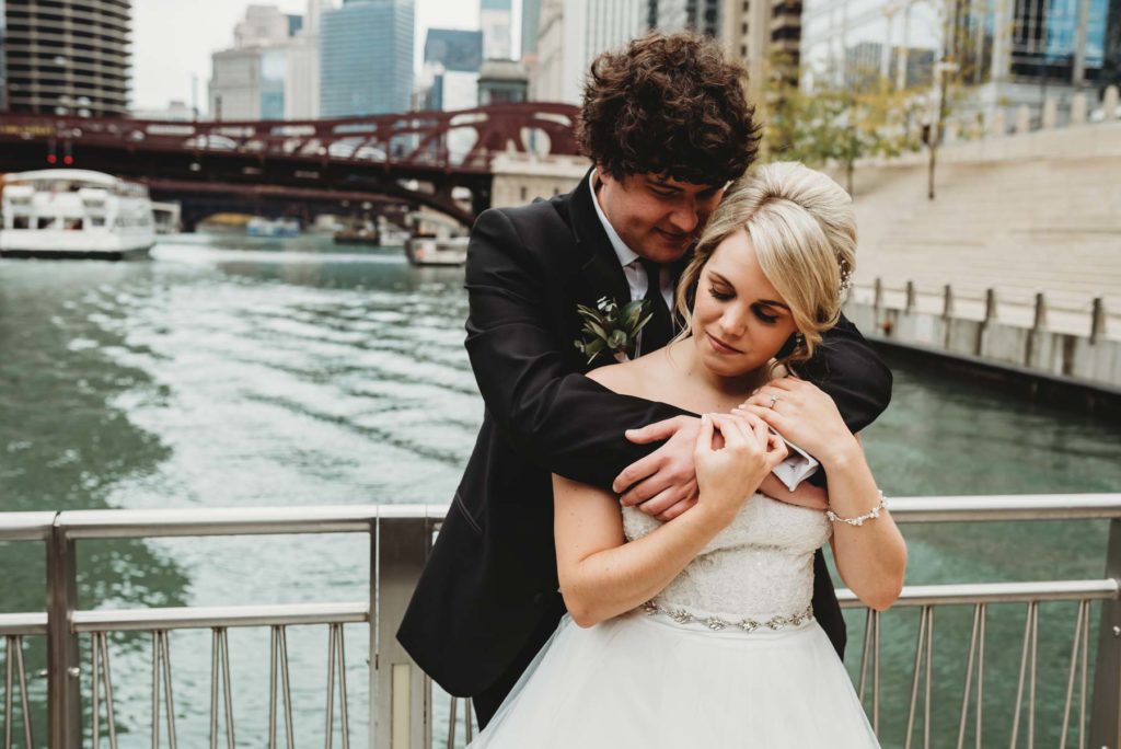 lacuna artist loft wedding, chicago wedding photography, chicago wedding photographer, chicago lasalle bridge wedding photo, chicago art institute wedding photo, lacuna artist lofts wedding