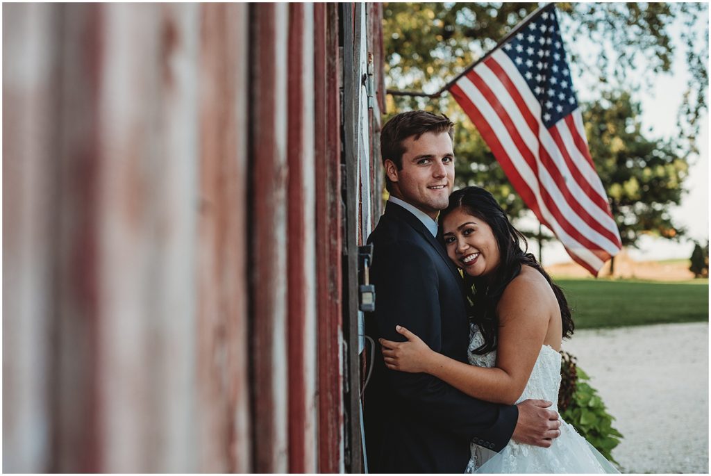 lincoln farmstead huntley wedding, huntley barn wedding, chicago barn wedding venue, lisa kay creative photography