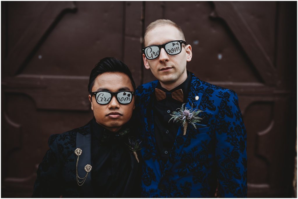 gay wedding, groom sunglasses, Chicago gay wedding photography